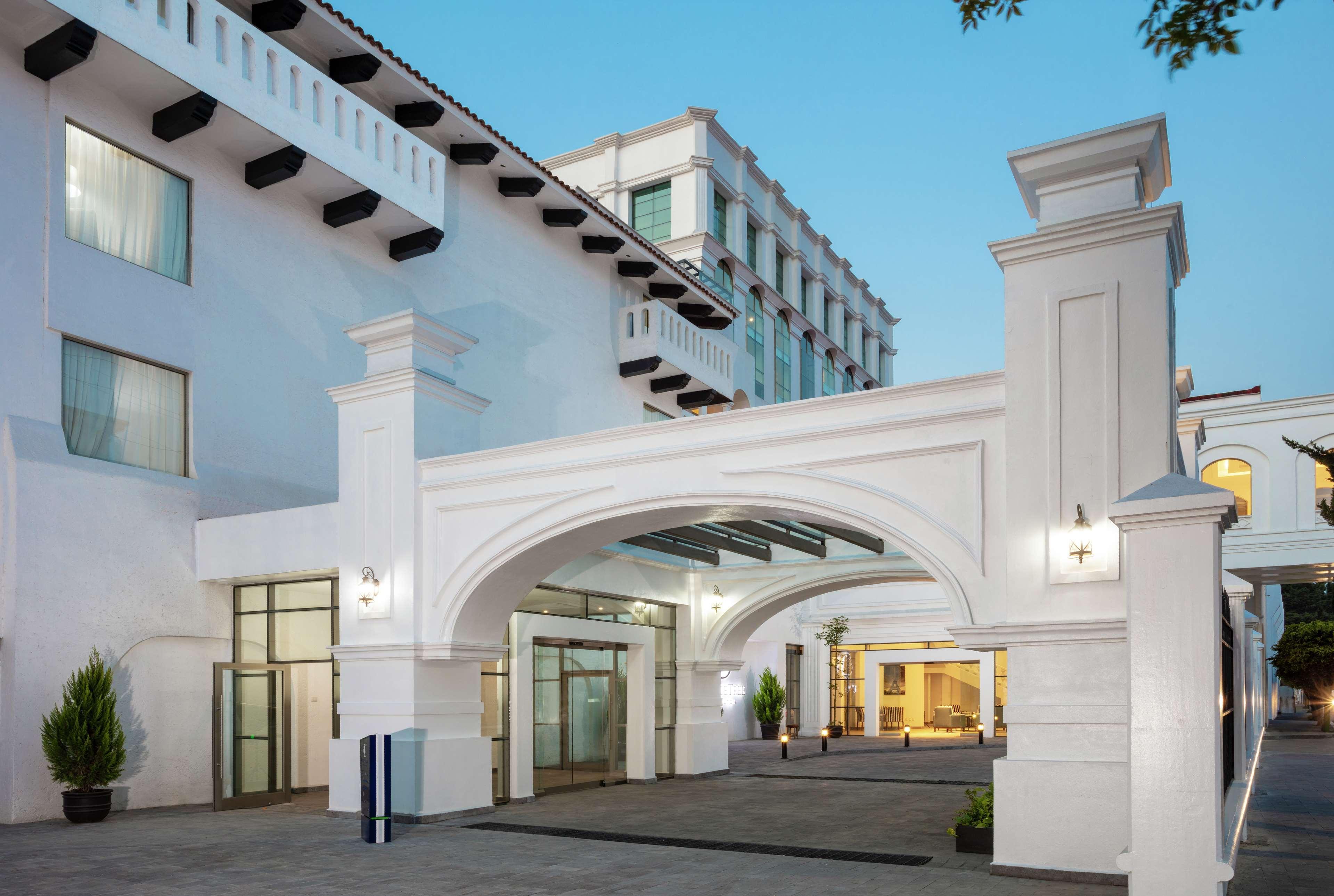 Doubletree By Hilton Toluca Exterior foto