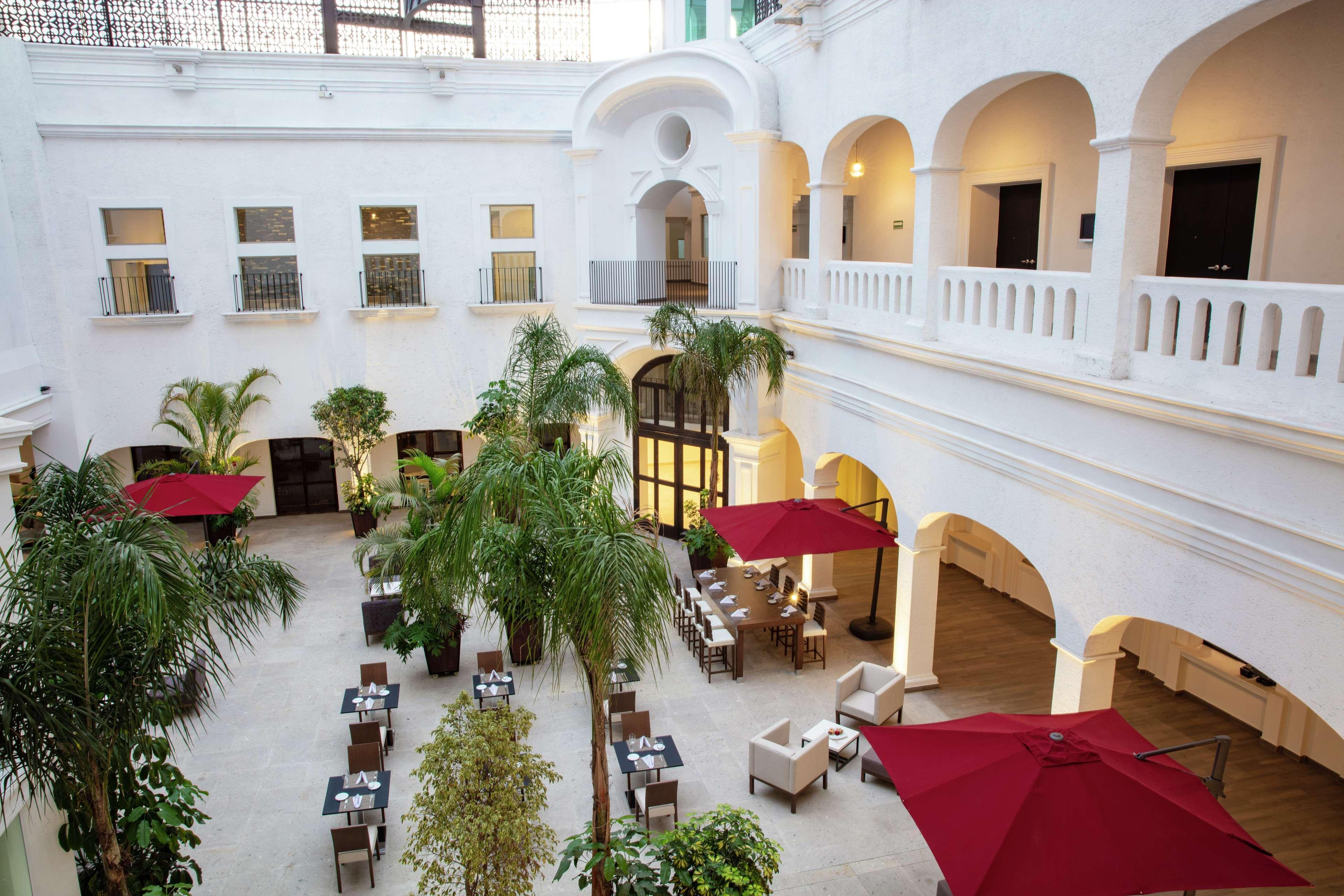 Doubletree By Hilton Toluca Exterior foto