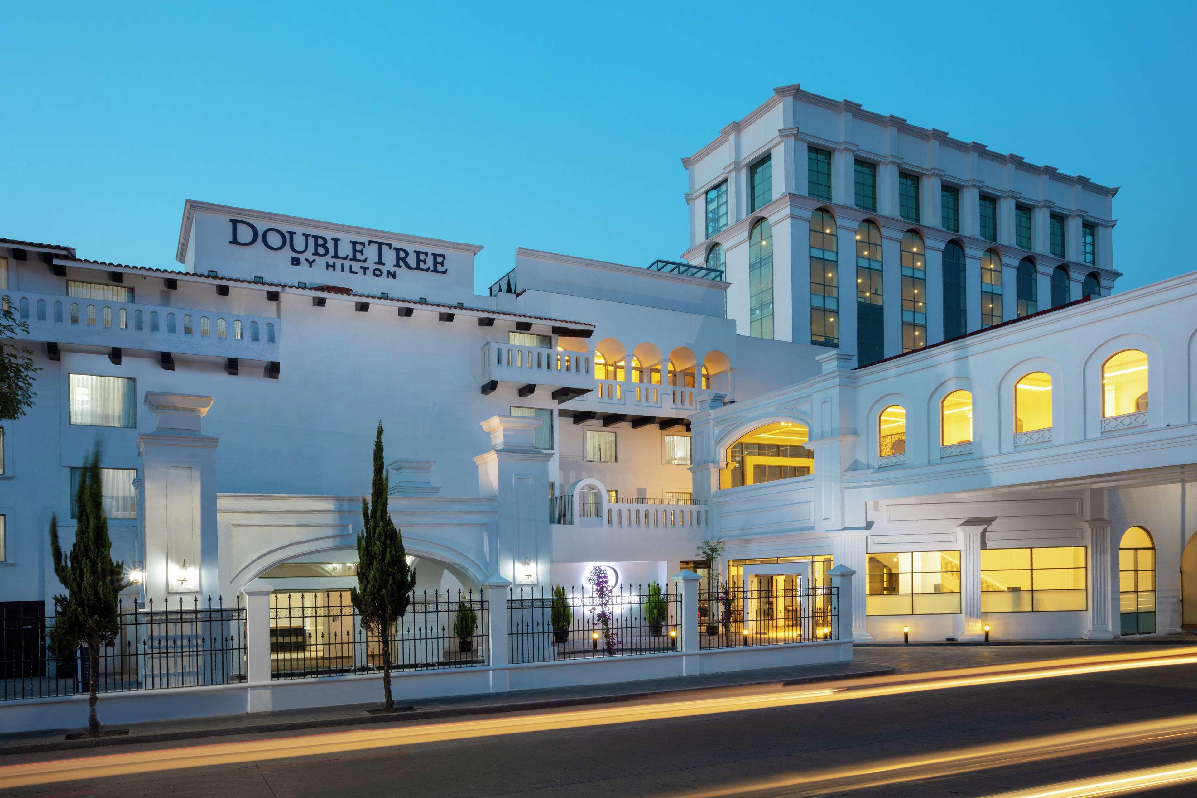 Doubletree By Hilton Toluca Exterior foto